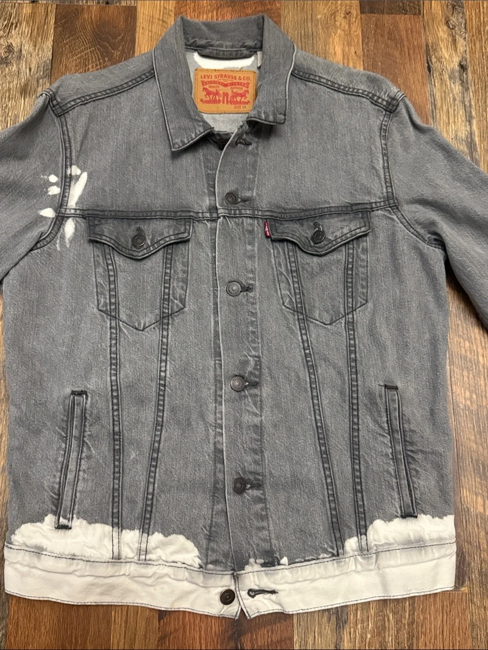 Levi’s Original Trucker Jacket Medium Gray Bleach Splatter Distressed Jacket - Picture 5 of 9